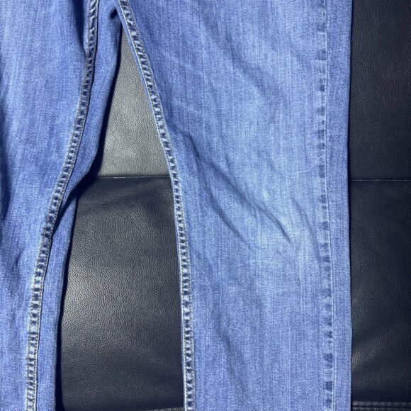 Levi's 559 Men's Straight Jeans Blue Denim Relaxed Fit 5-Pocket Design W35XL32 - Picture 3 of 16